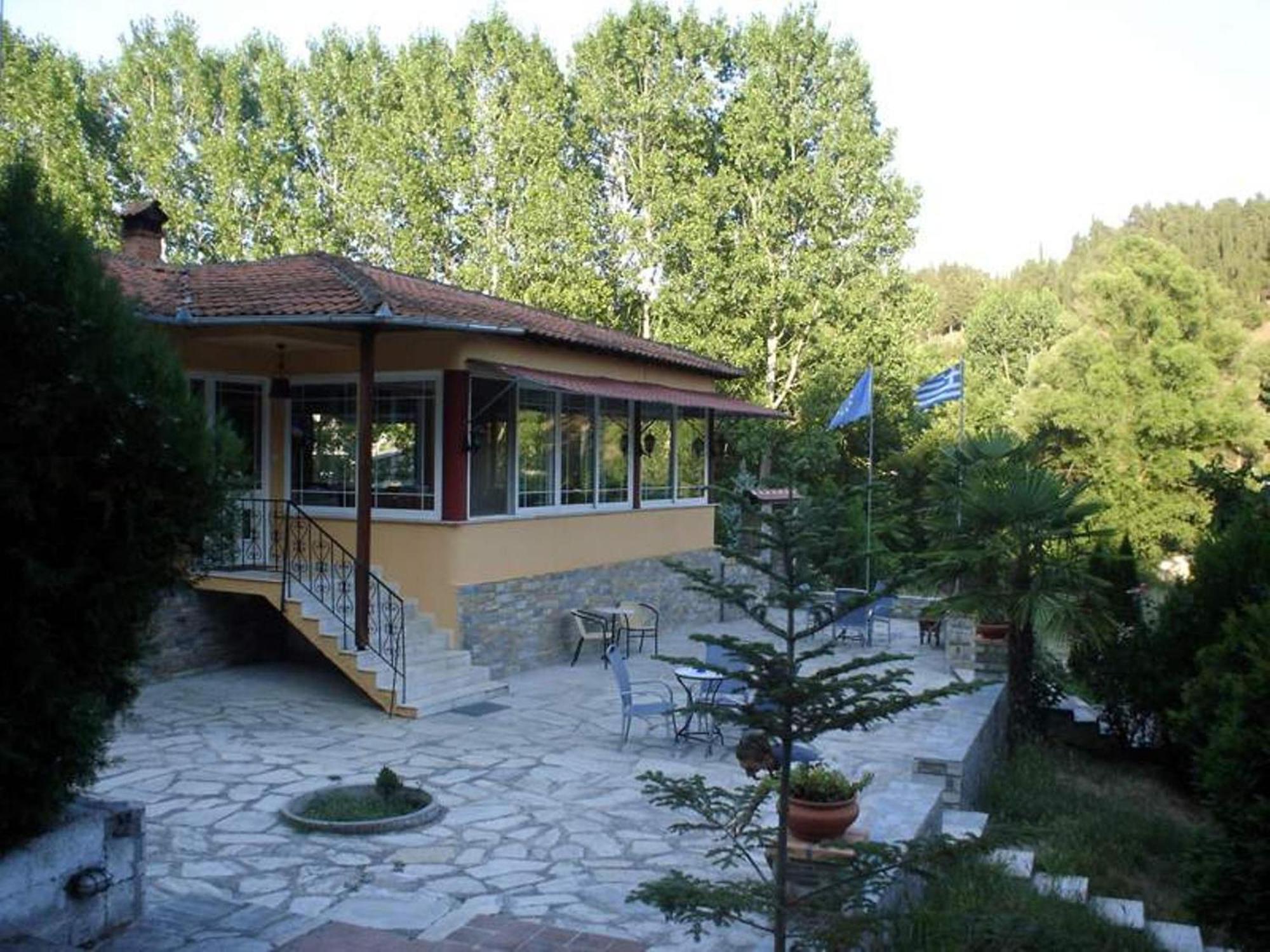 River Side Rooms Ελασσόνα Εξωτερικό φωτογραφία
